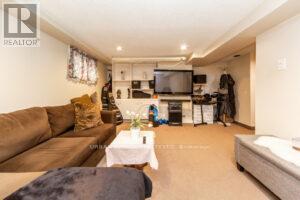 136 TOWER DRIVE - 16