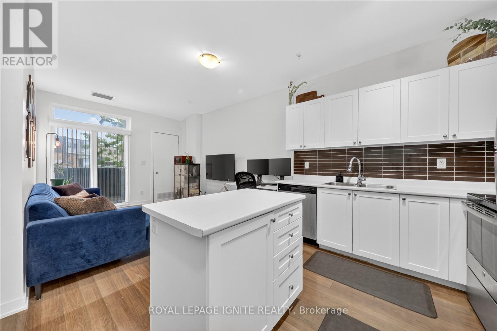 #116 3560 ST CLAIR AVENUE E - 10