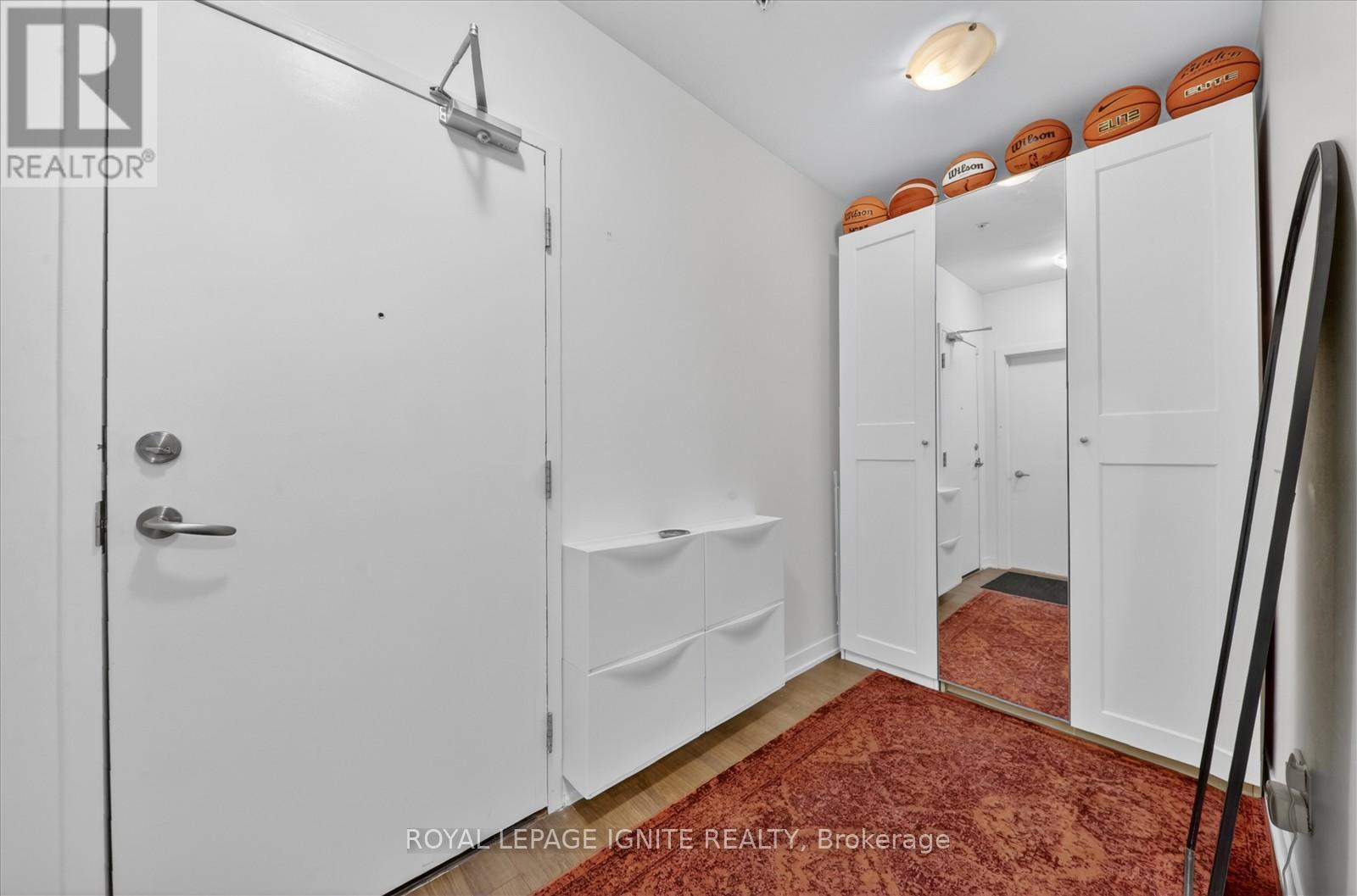 #116 3560 ST CLAIR AVENUE E - 7