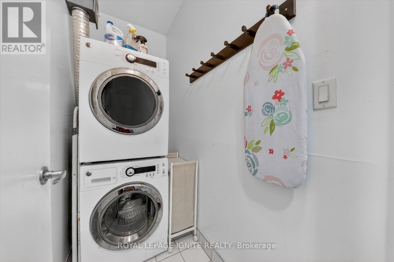 #116 3560 ST CLAIR AVENUE E - 9