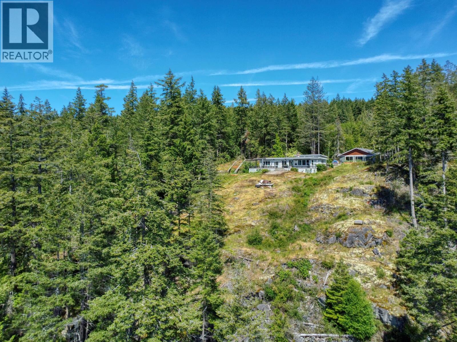 10991- 10993 SUNSHINE COAST HIGHWAY, Halfmoon Bay