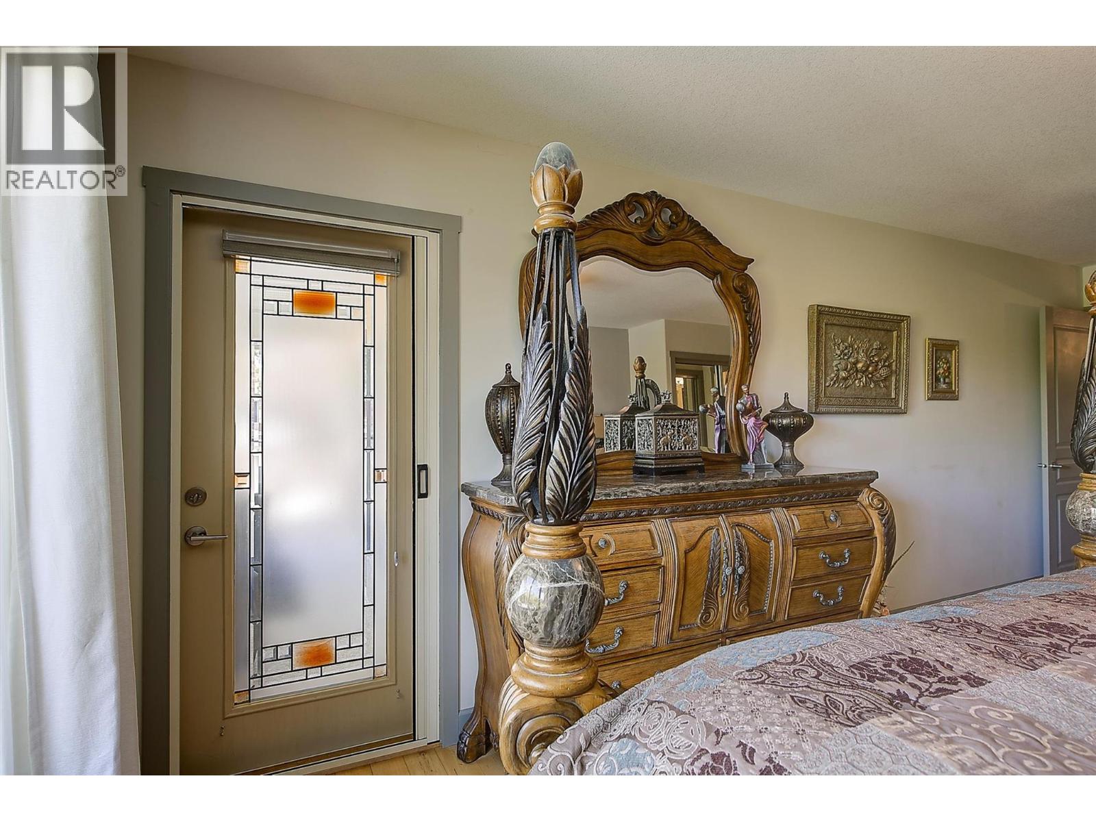 3590 Shadow Creek Drive - 36