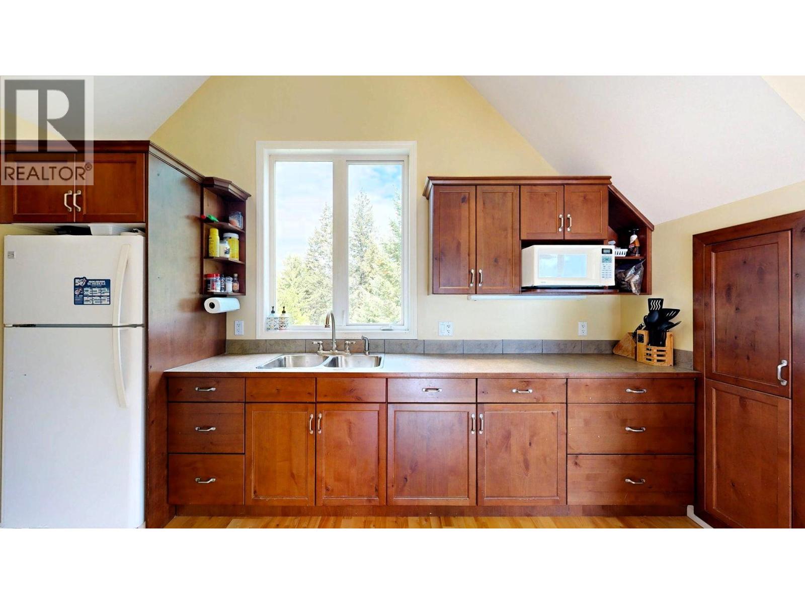 9395 Pinto Road - 91