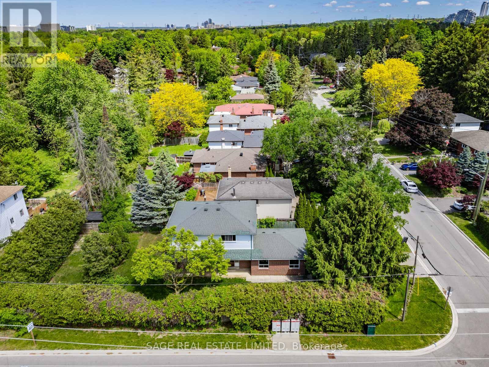 2 JOHNSON STREET - 37
