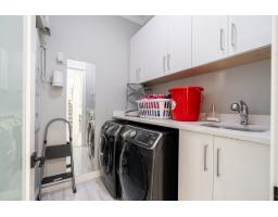 10598 124 Street, Surrey, BC V3V0E2 Photo 15