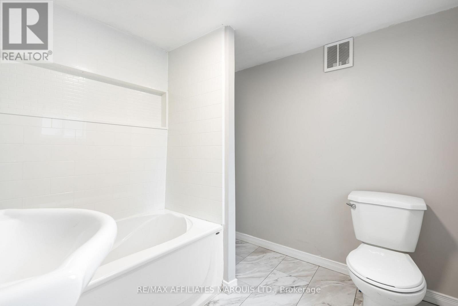 6229 67TH AVENUE - 24