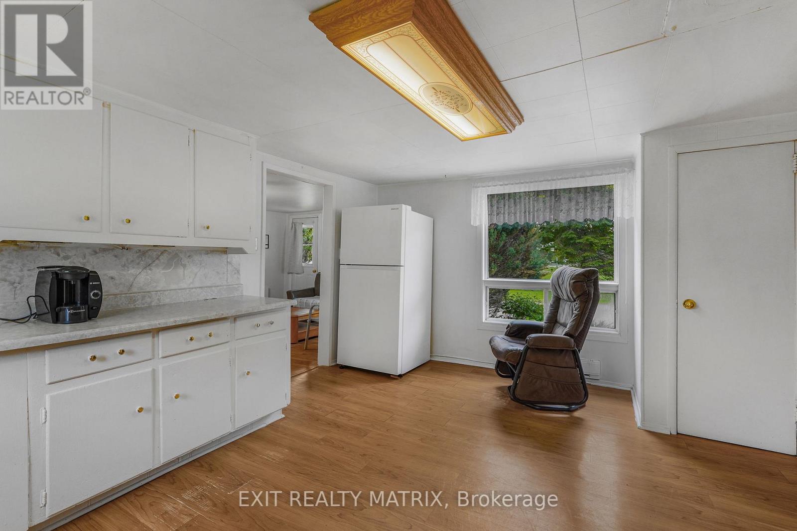 3704 DROUIN ROAD - 8