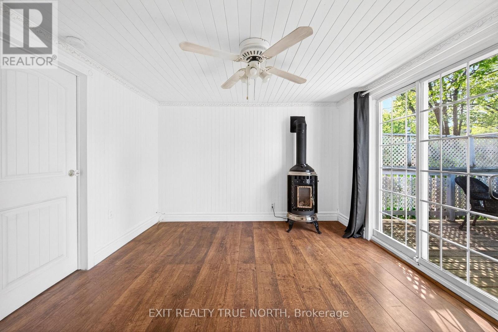 60 PARKWOOD DRIVE - 15