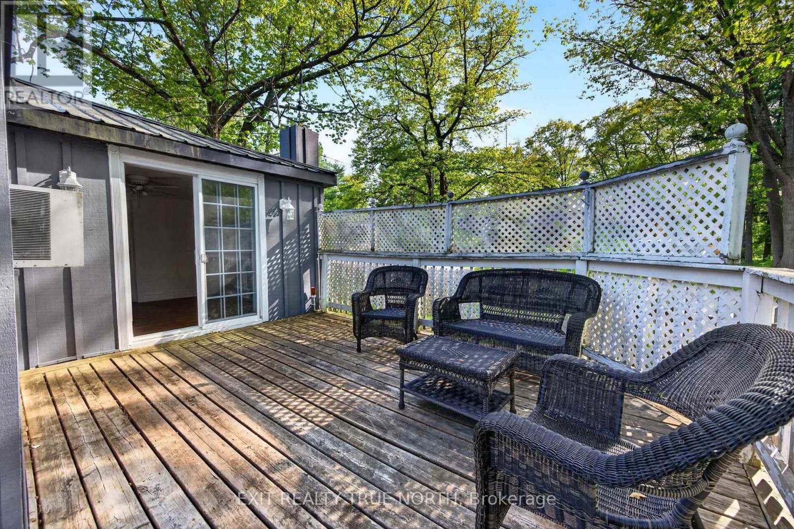 60 PARKWOOD DRIVE - 16