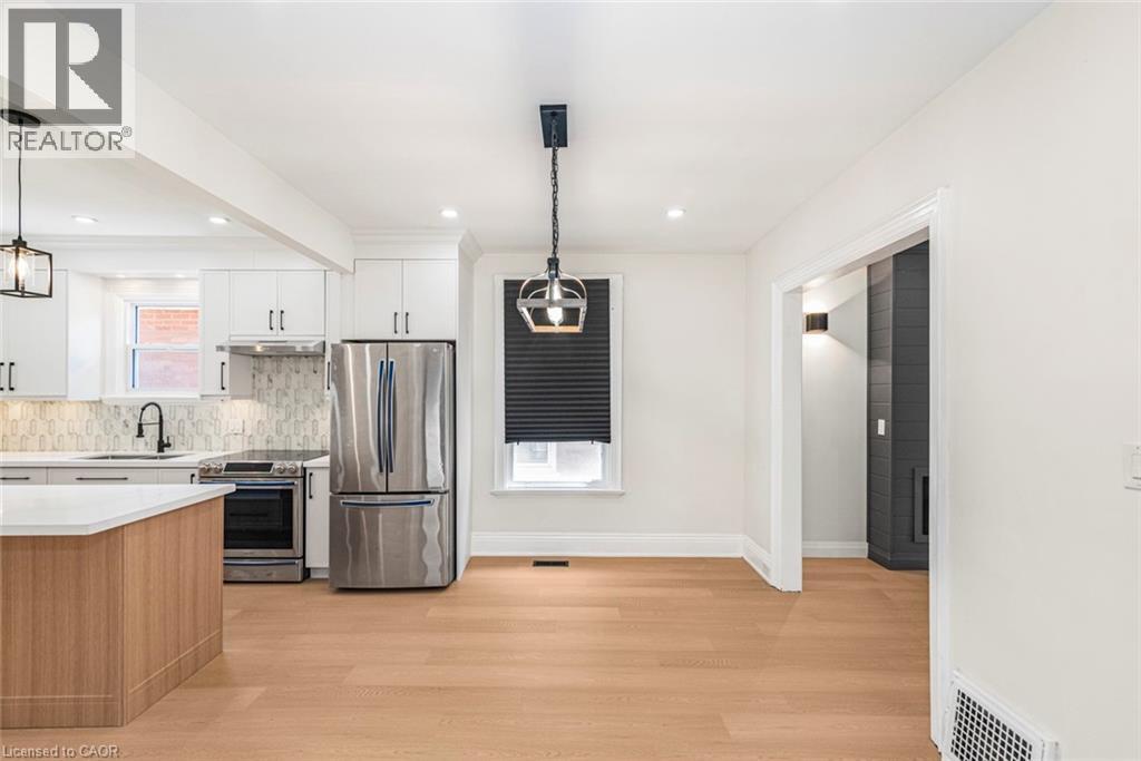 209 DRUMMOND Street - 15