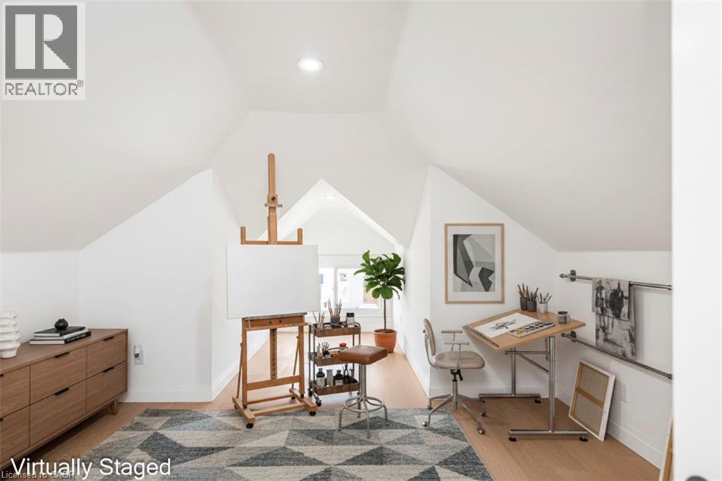209 DRUMMOND Street - 41