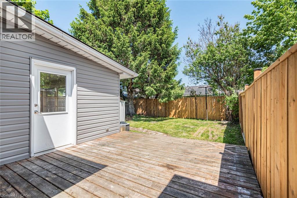 209 DRUMMOND Street - 43
