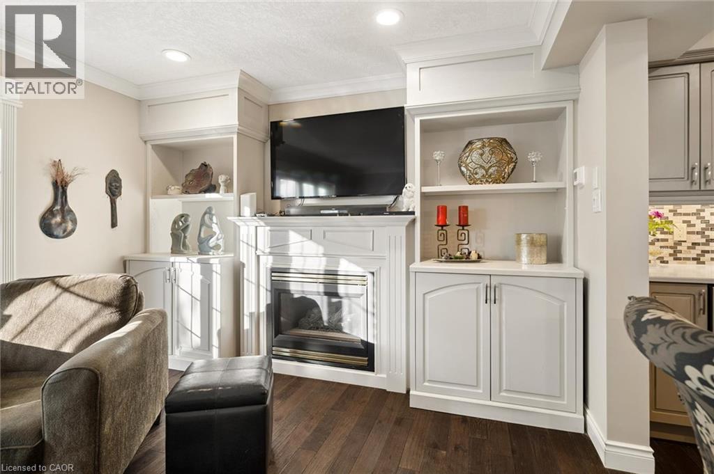214 GREY FOX Drive - 18