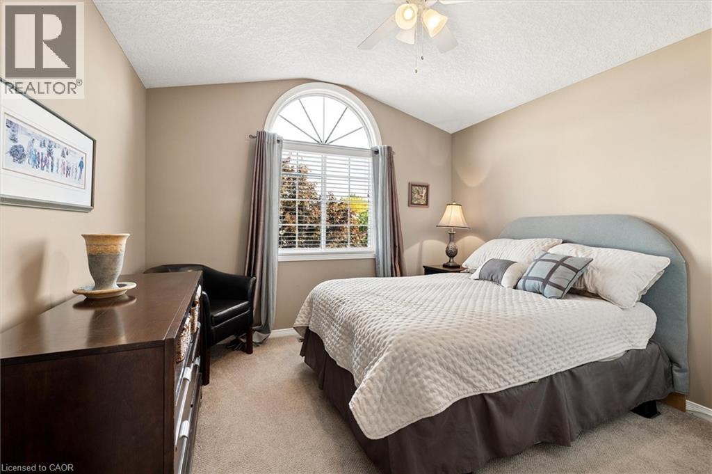 214 GREY FOX Drive - 19