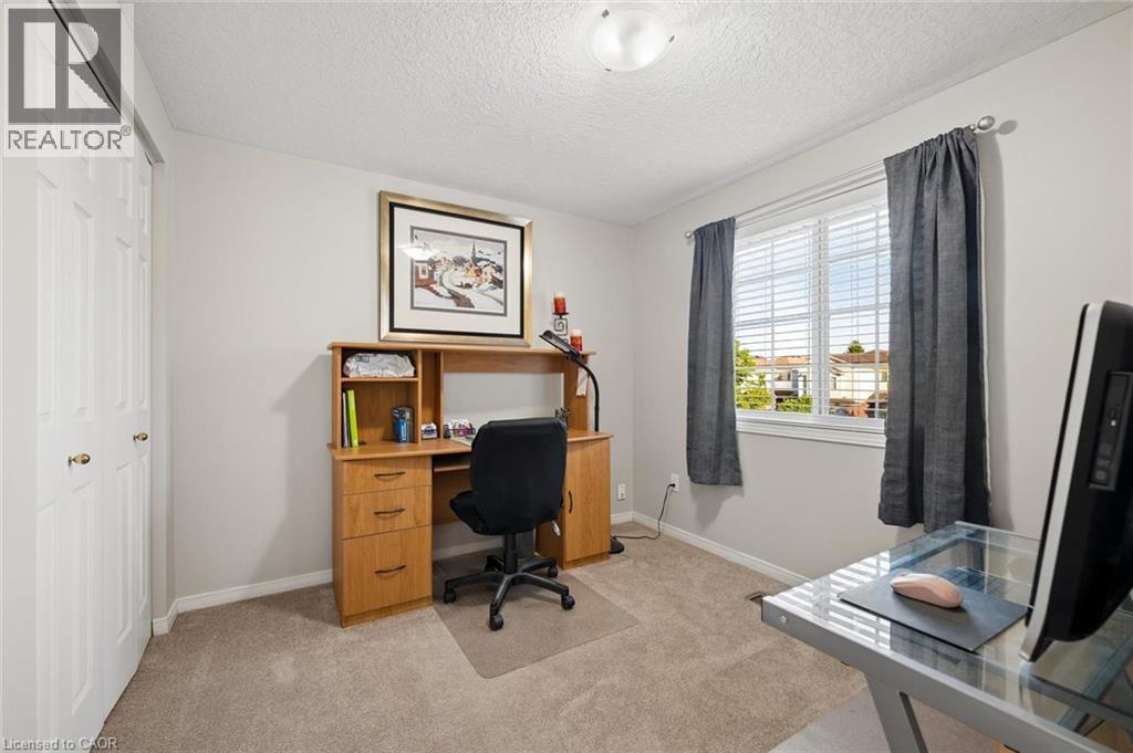 214 GREY FOX Drive - 20