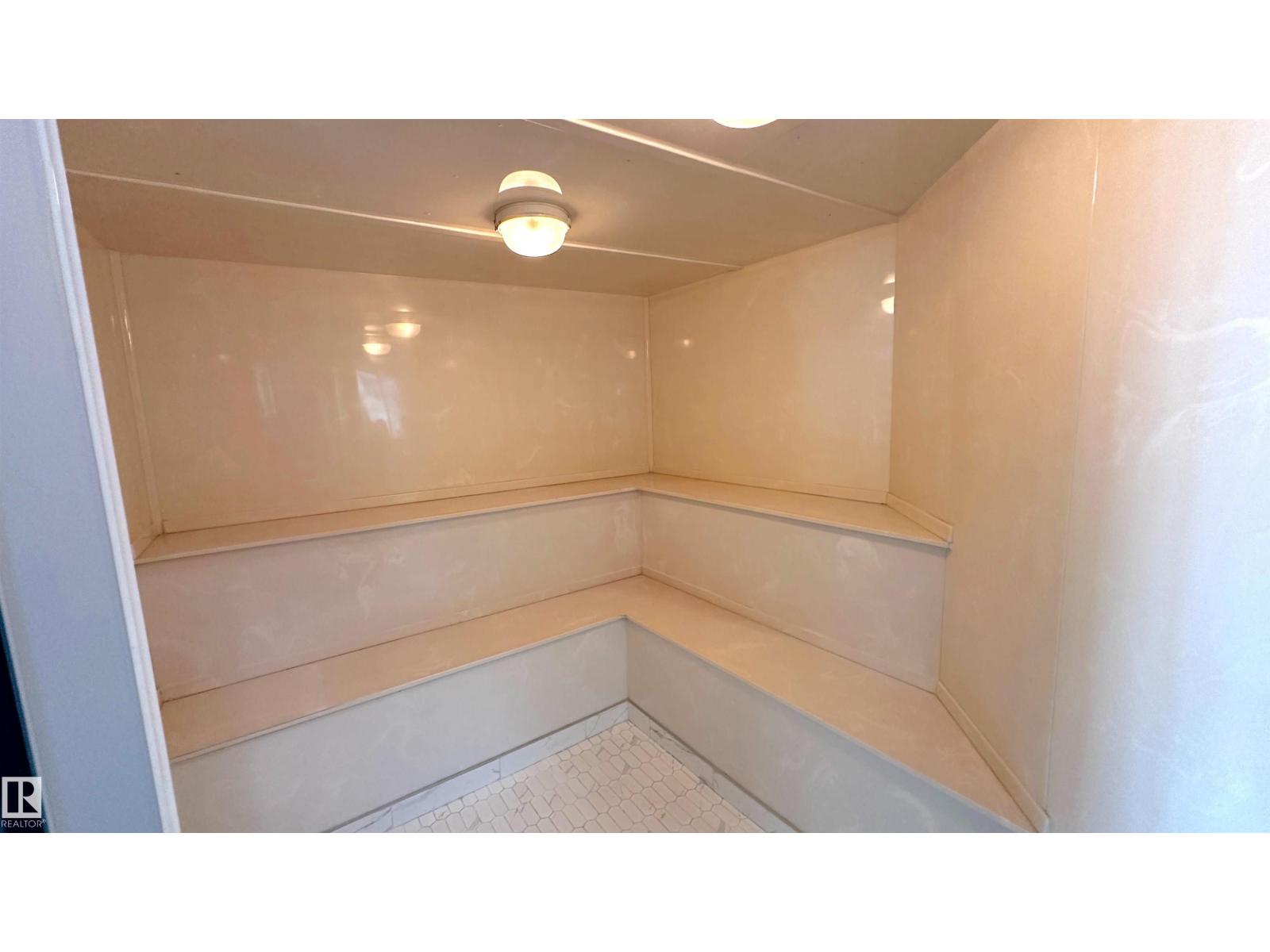 #218 237 YOUVILLE DR E NW — photo 24