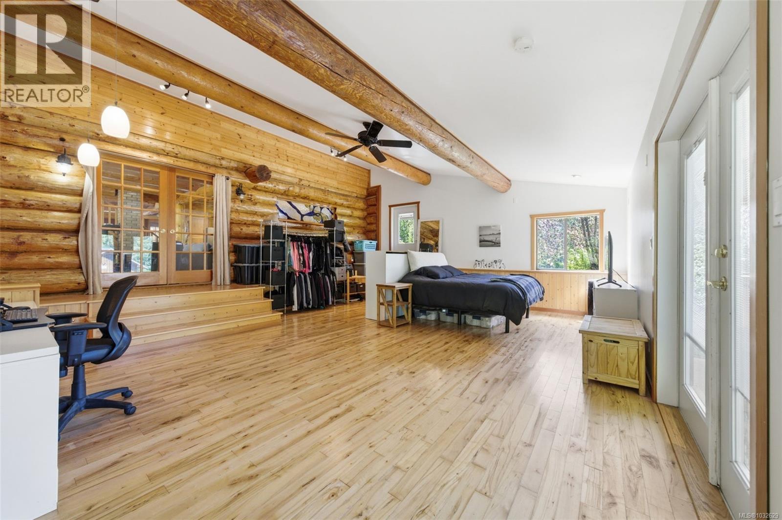 8644 Sweeney Rd - 9