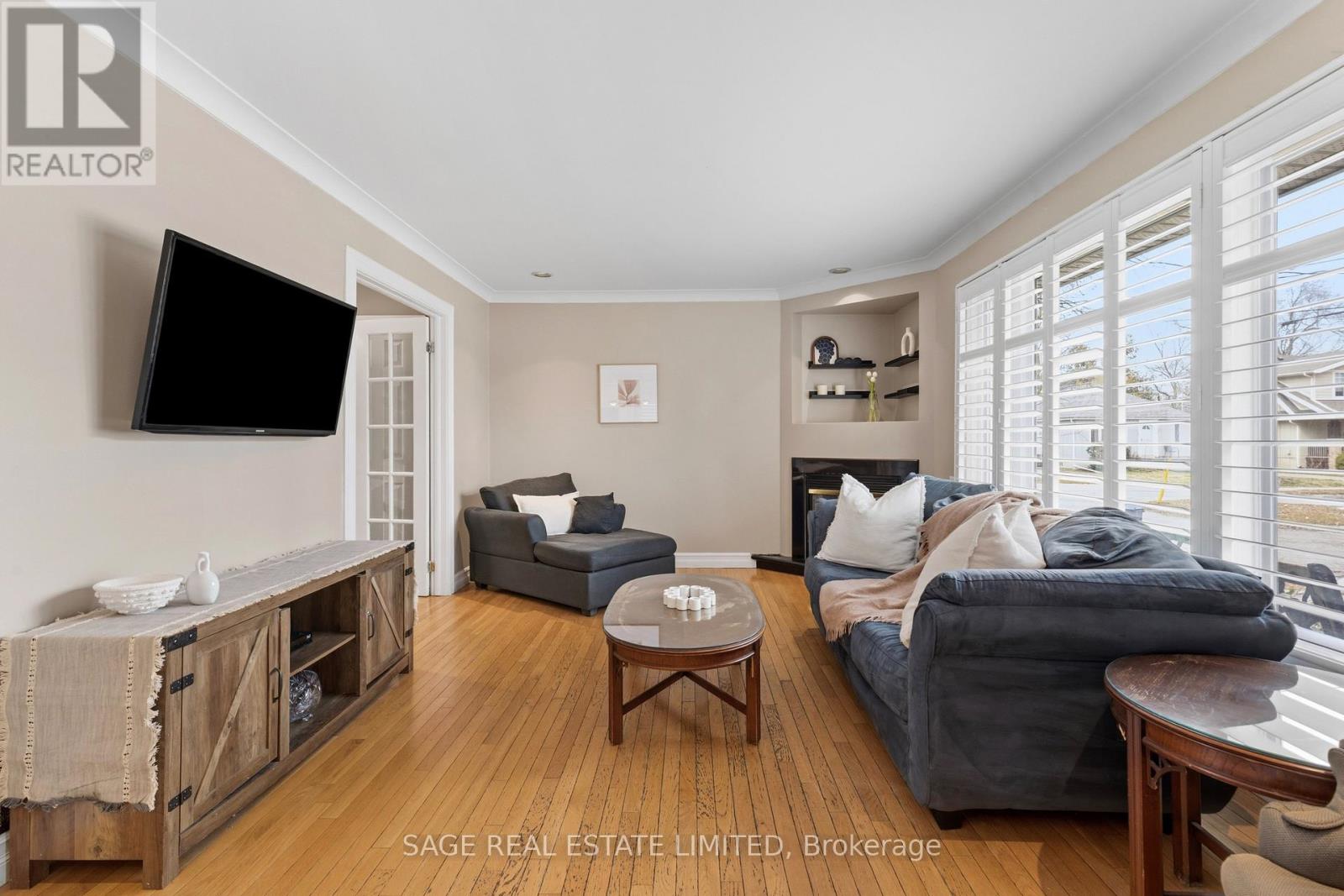 11 CHELSEA DRIVE - 9