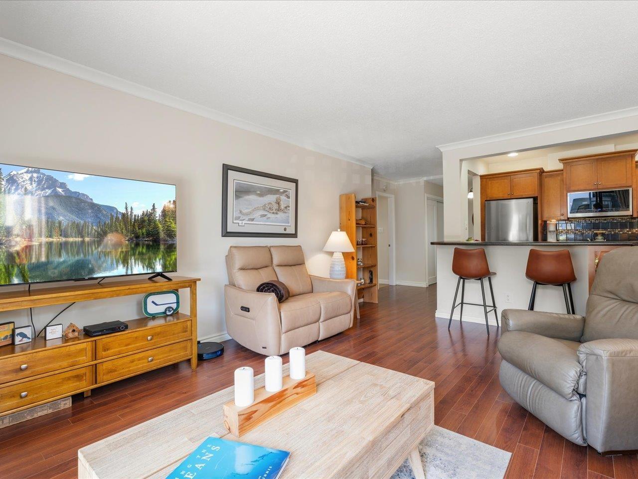 104 1319 MARTIN STREET, White Rock