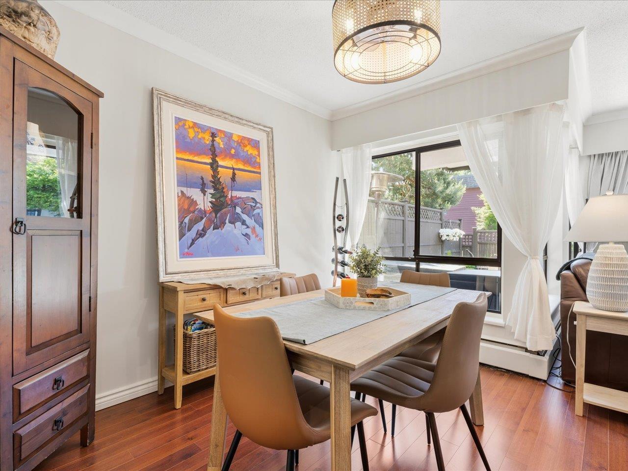 104 1319 MARTIN STREET, White Rock