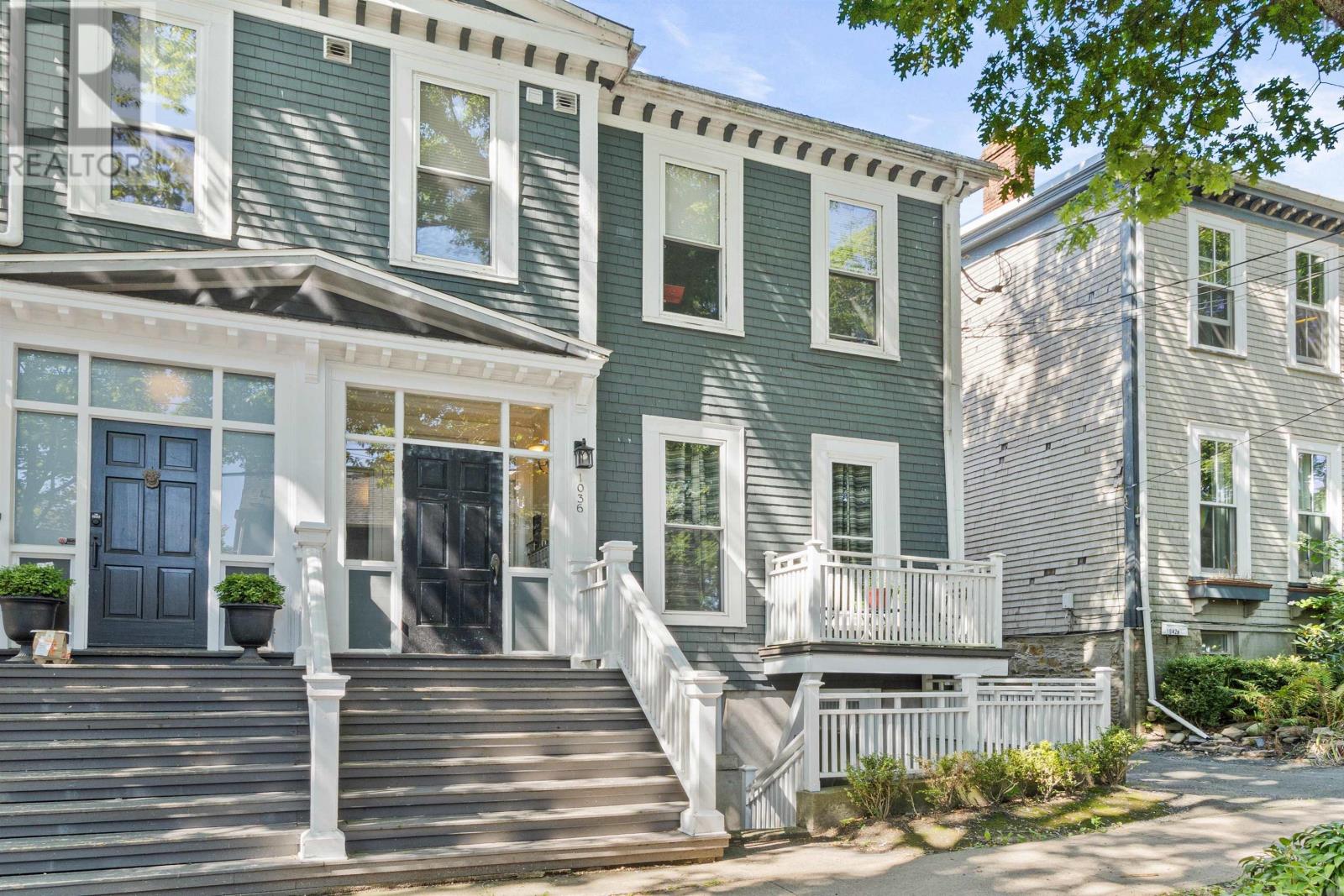 #4 1036 Bland Street - 1