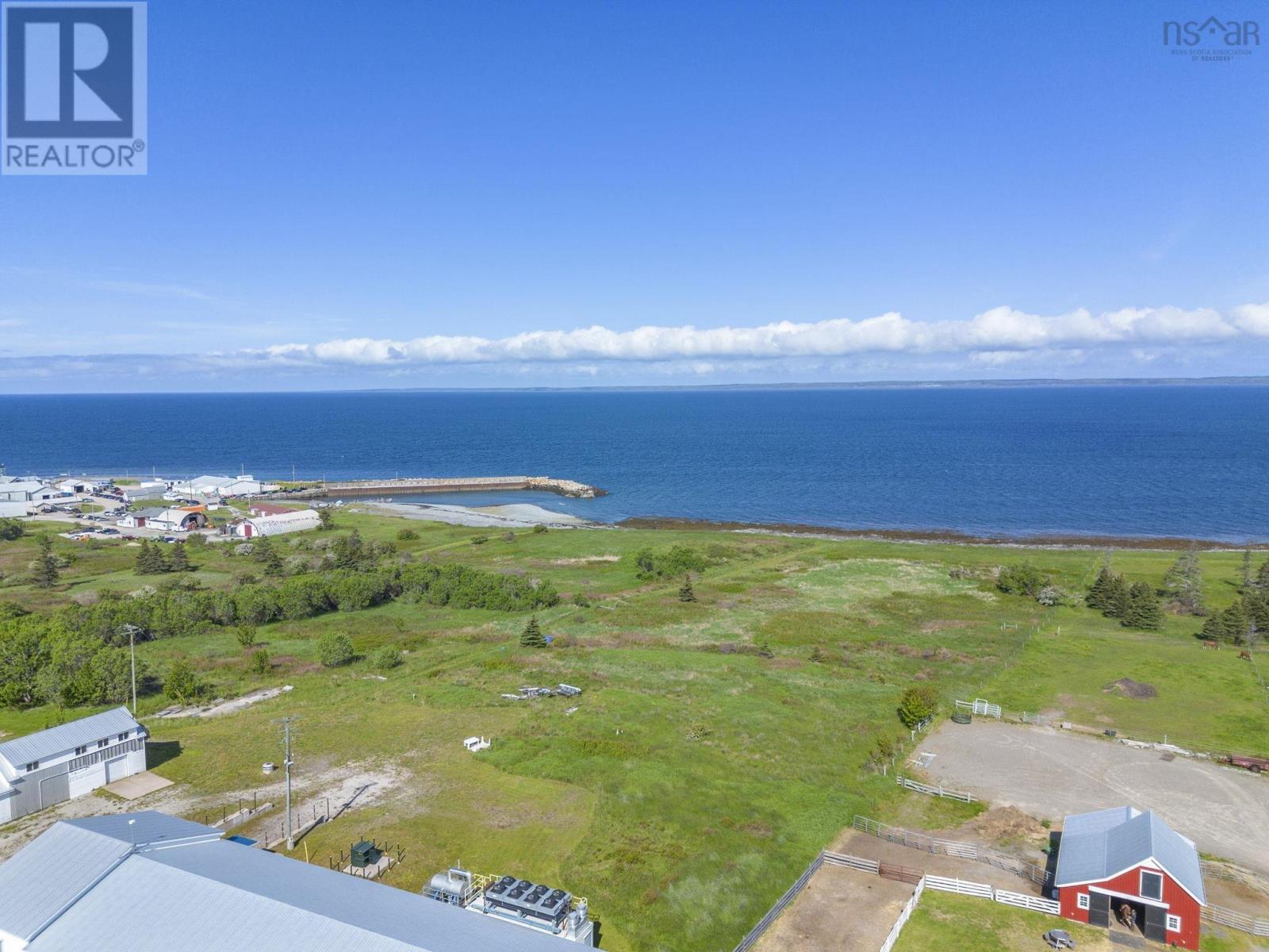 Property 23 of 25 of lot 2 1 Highway