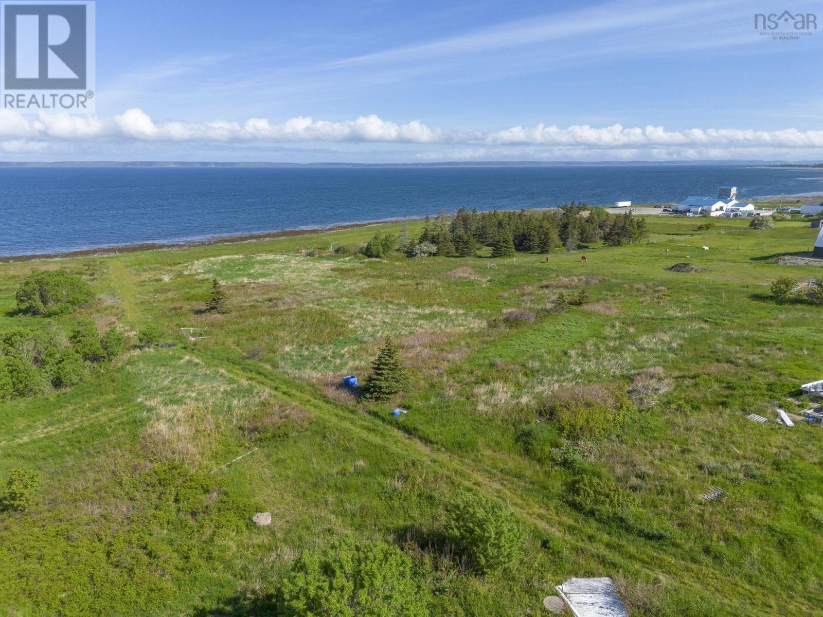 Property 11 of 25 of lot 2 1 Highway