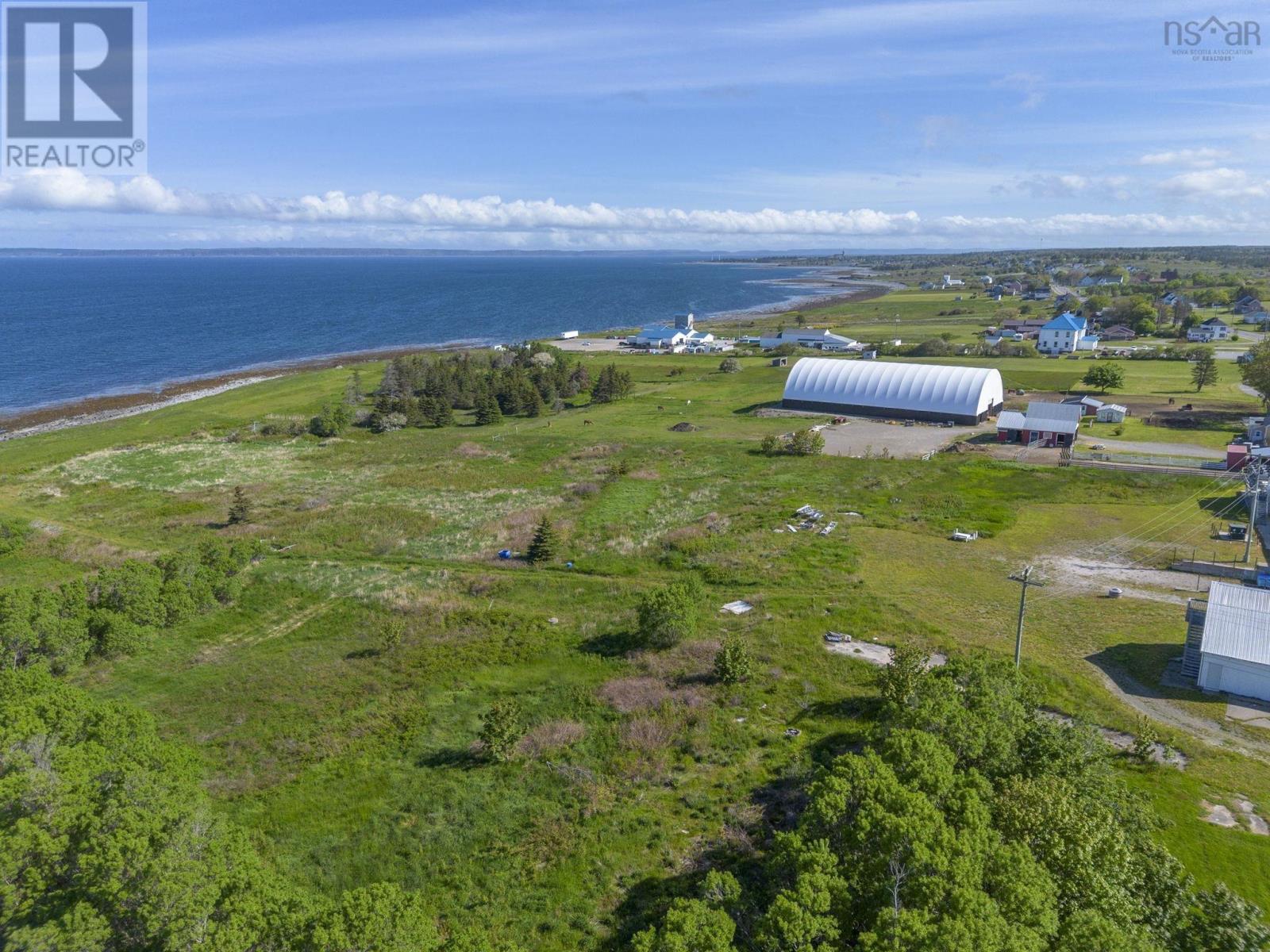 Property 2 of 25 of lot 2 1 Highway