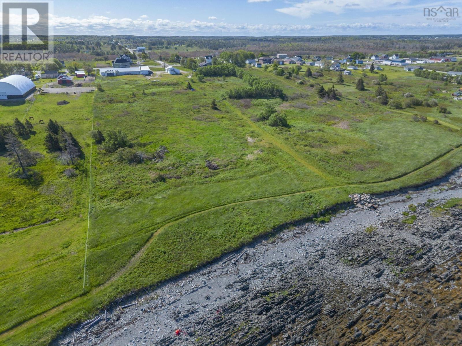 Property 3 of 25 of lot 2 1 Highway