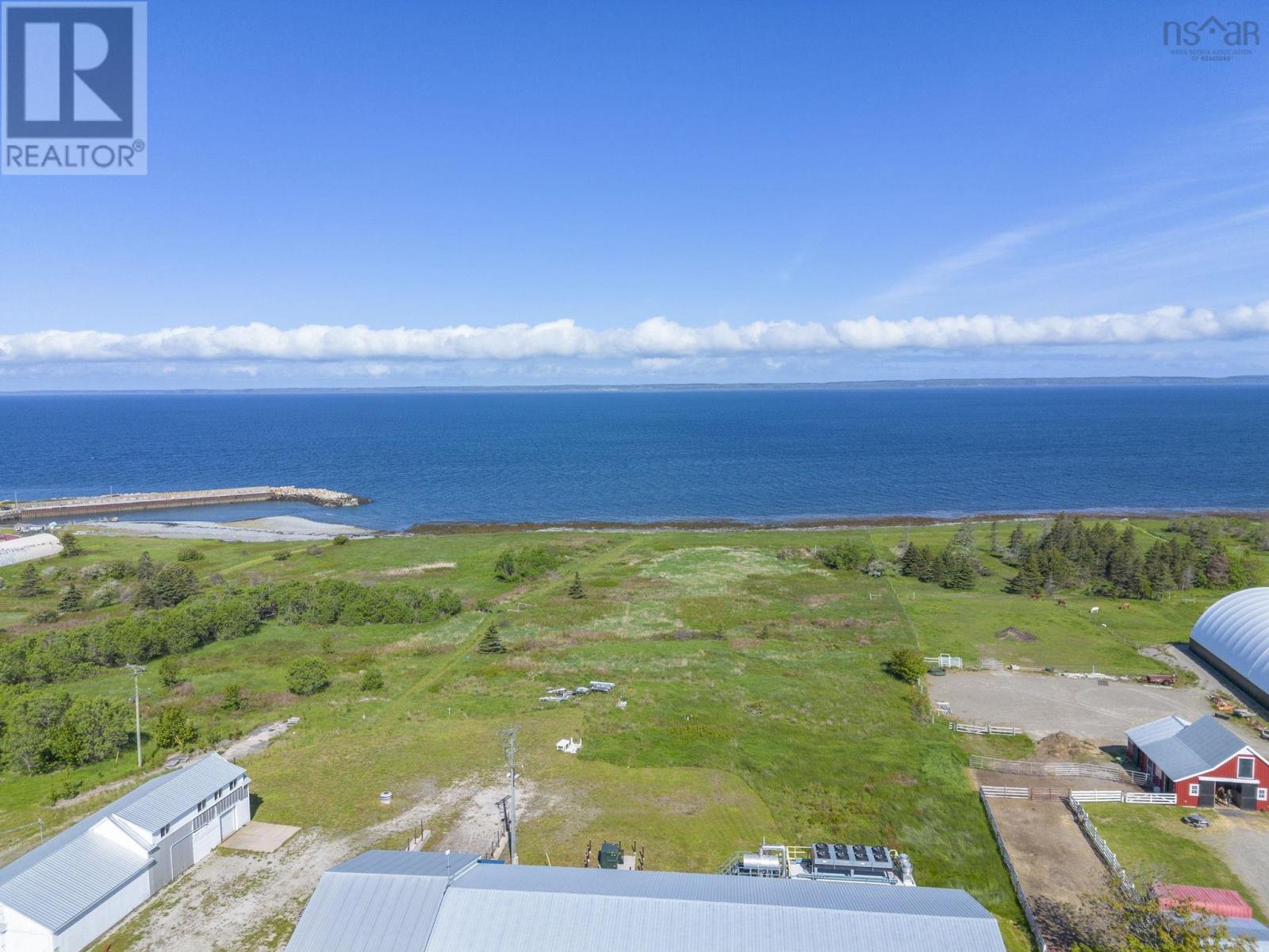 Property 19 of 25 of lot 2 1 Highway