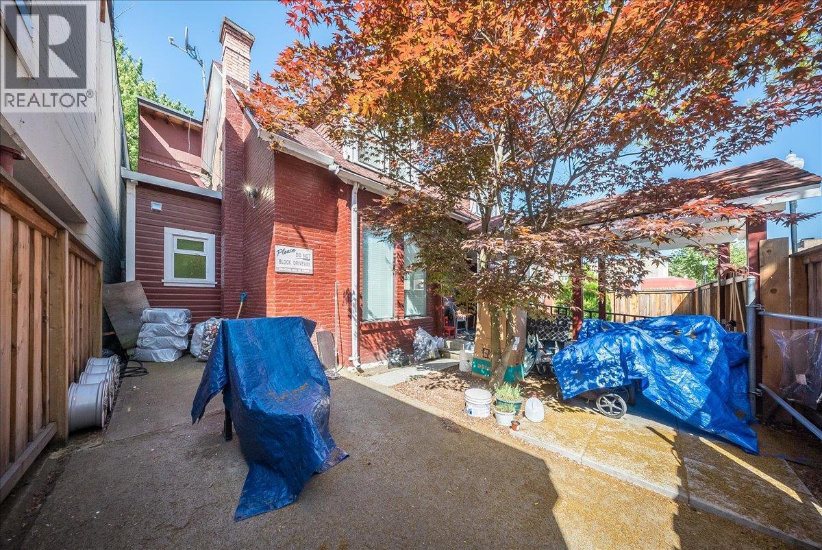 1500 CEDAR Avenue, Trail