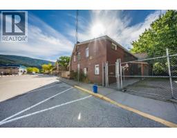 1500 Cedar Avenue, Trail, BC V1R4C6 Photo 13