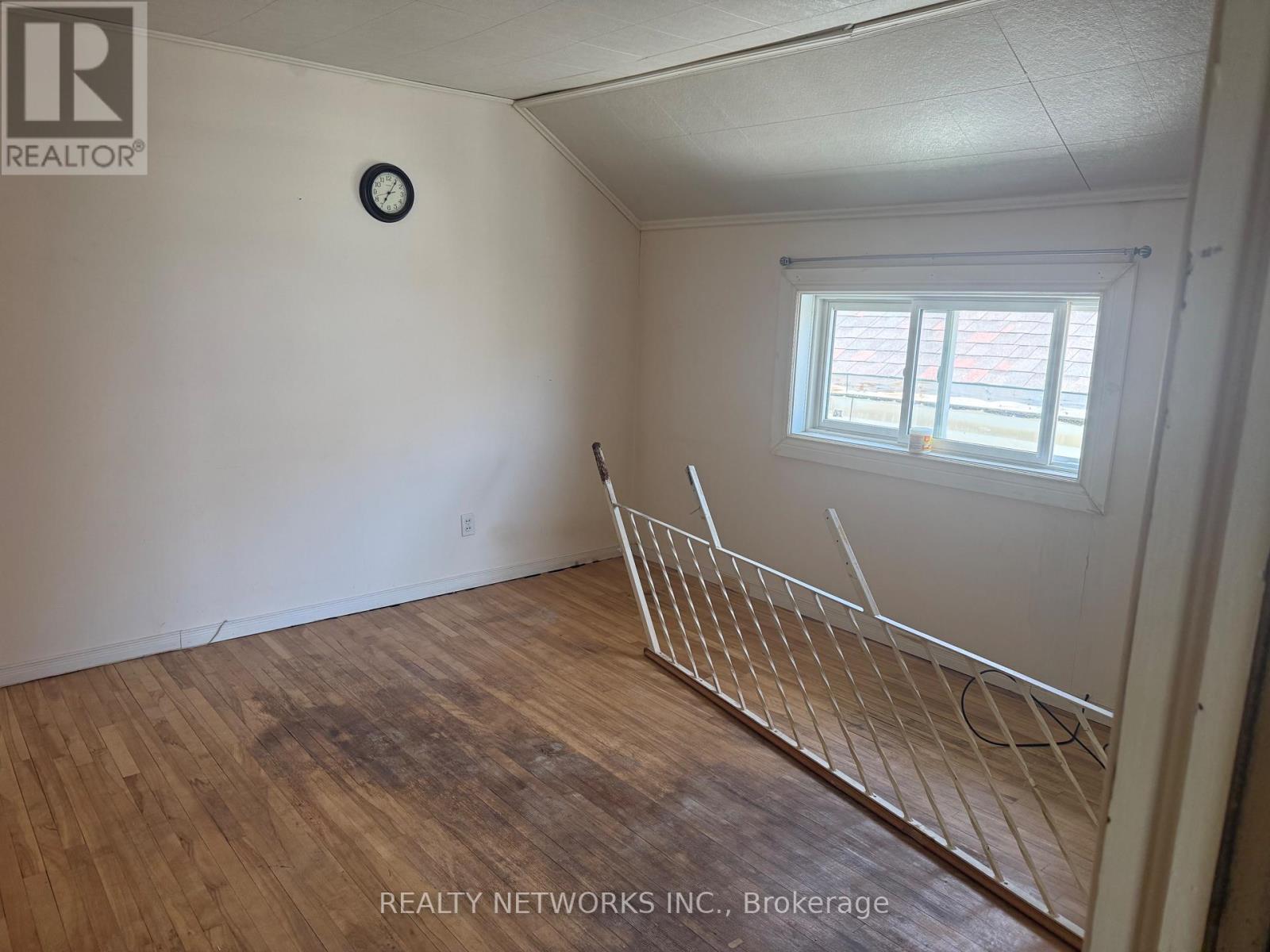 112 DWYER AVENUE - 15