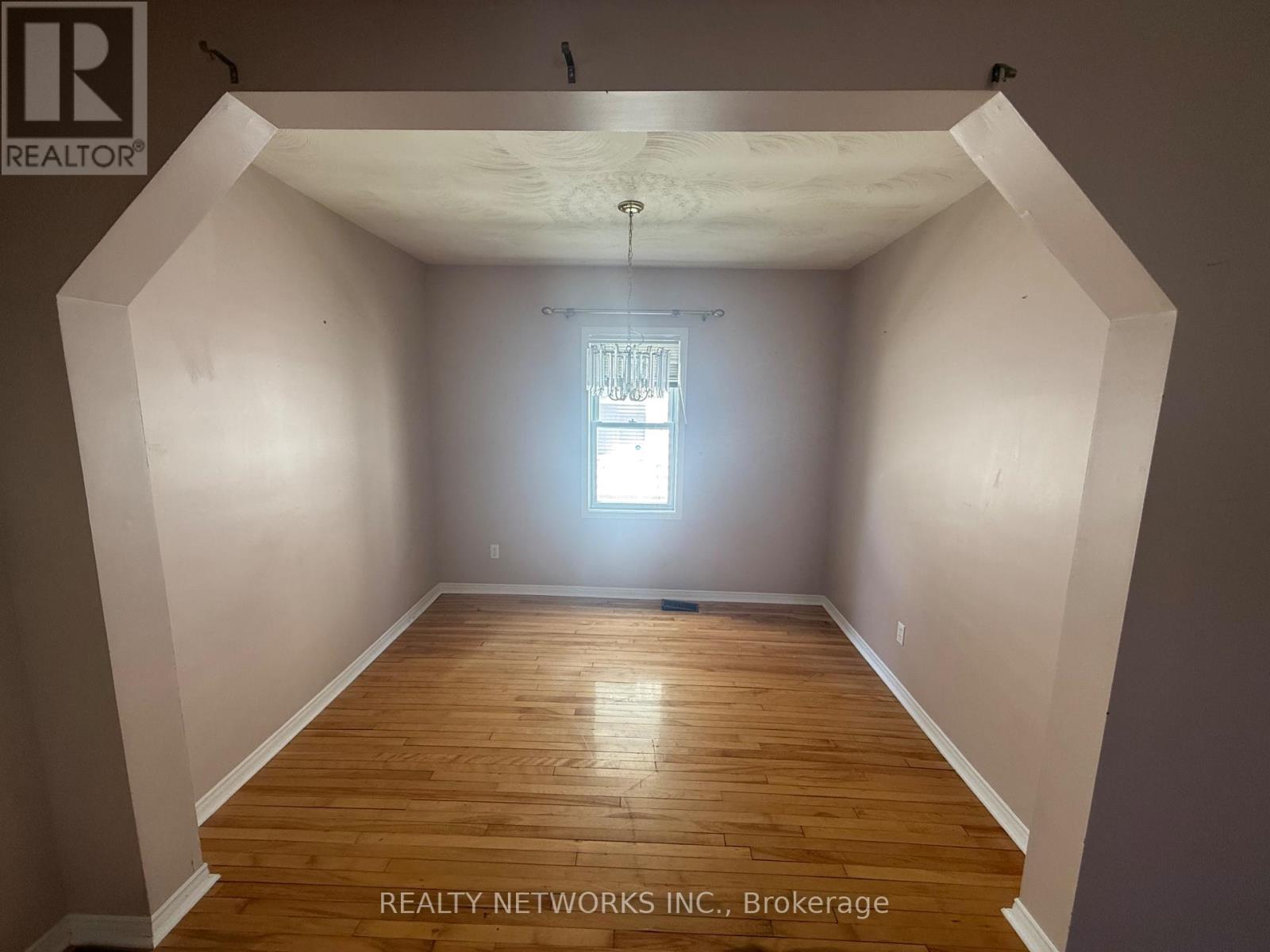 112 DWYER AVENUE - 7