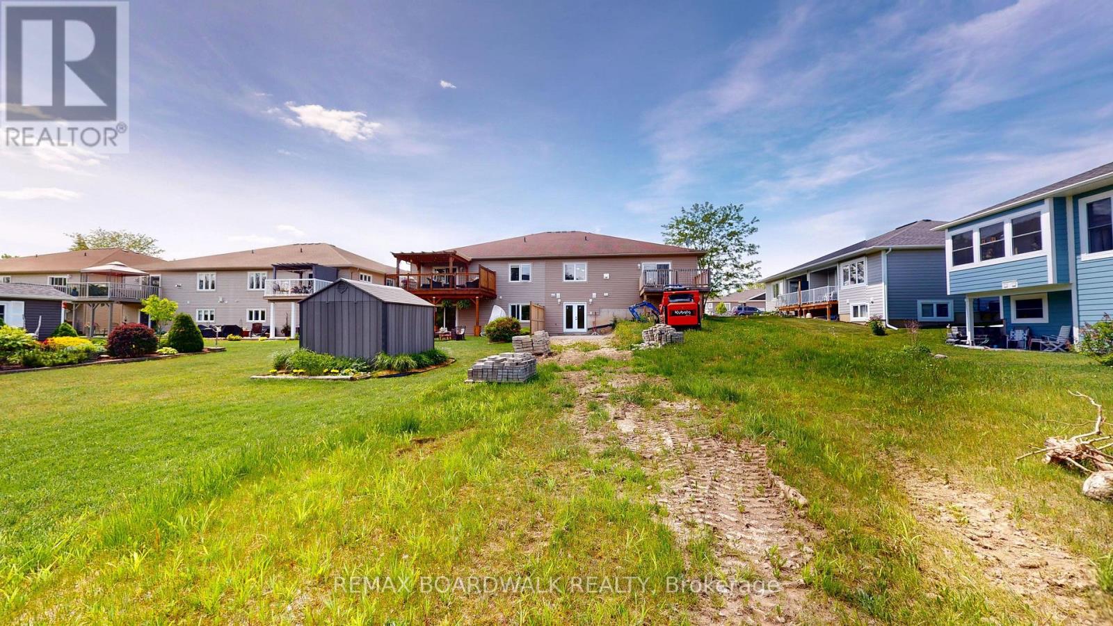 1025 ASPEN DRIVE - 29