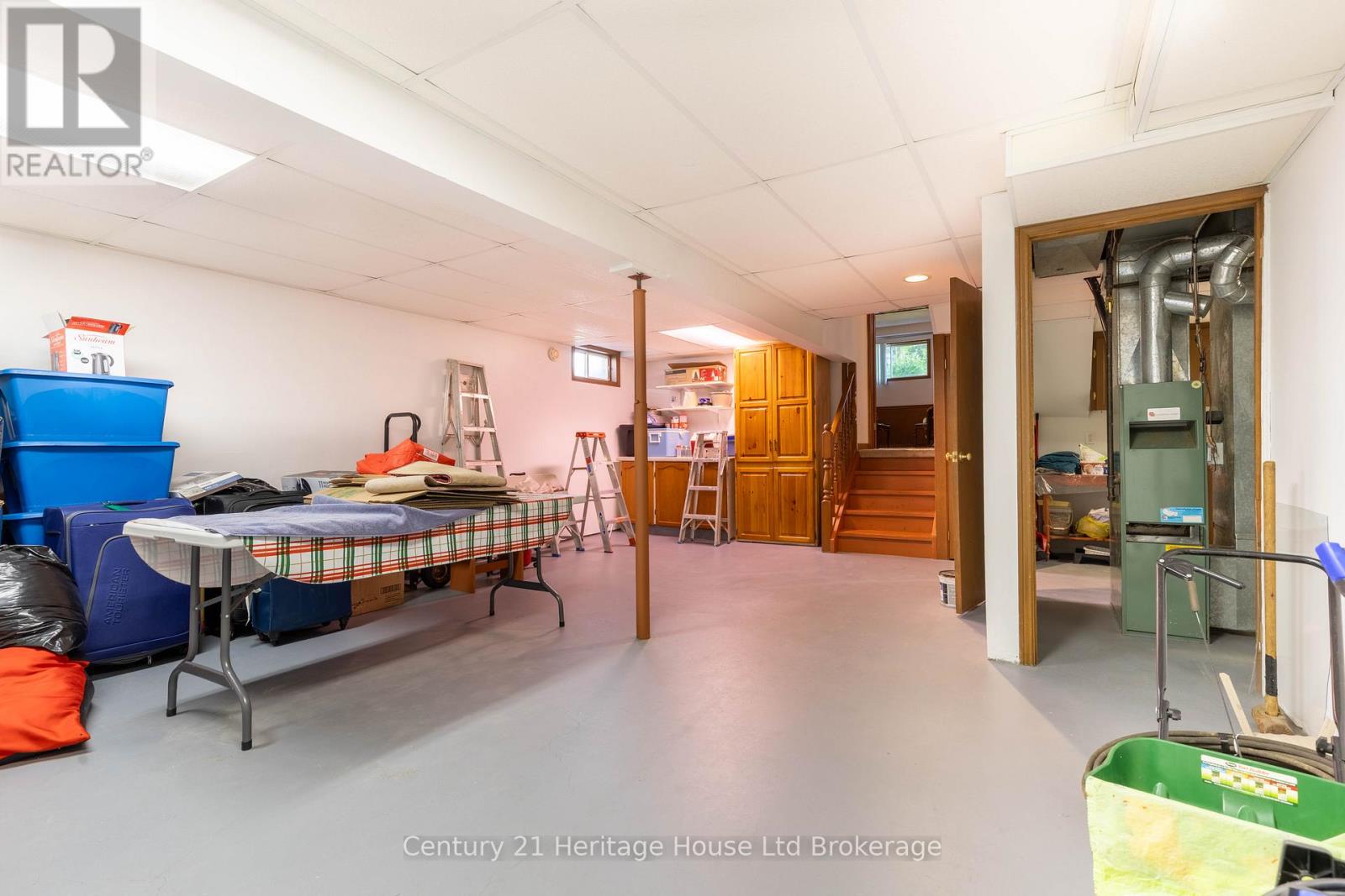 12 SPARTAN DRIVE - Image 33