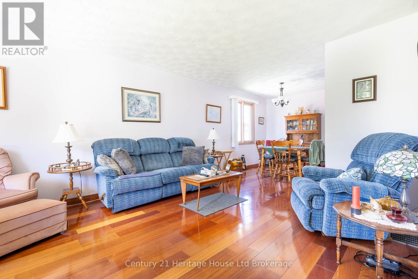 12 SPARTAN DRIVE - Image 6