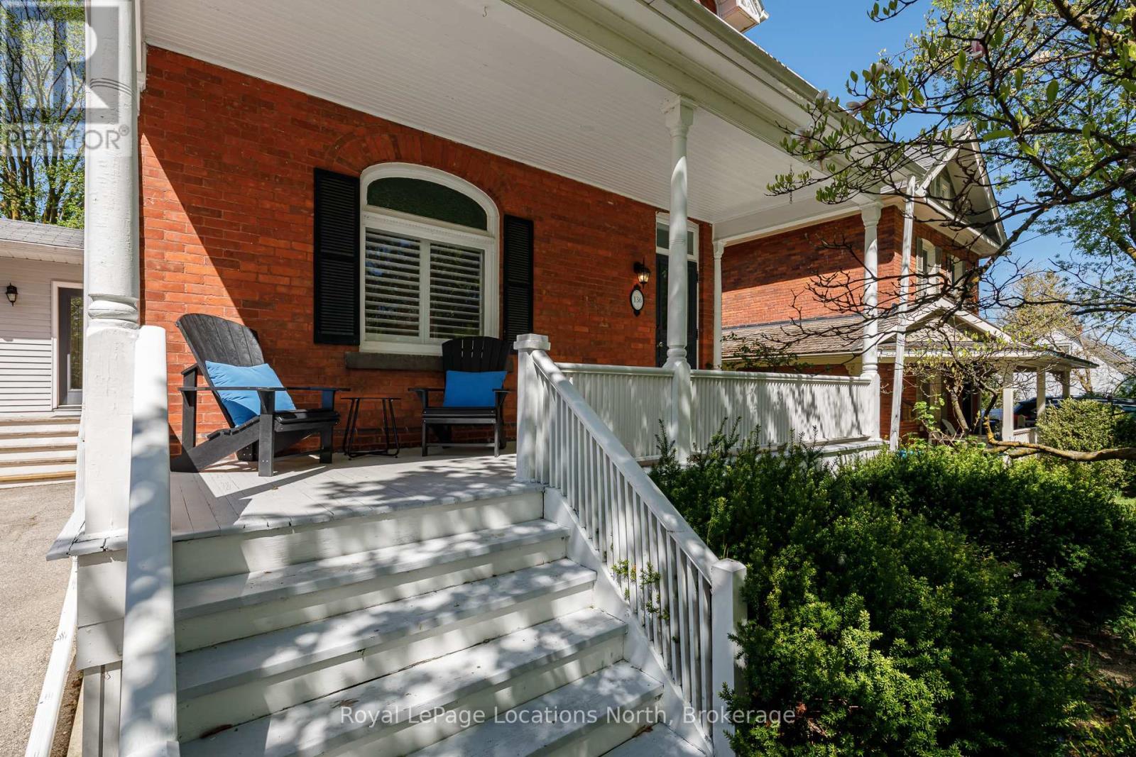 136 OAK STREET - 4