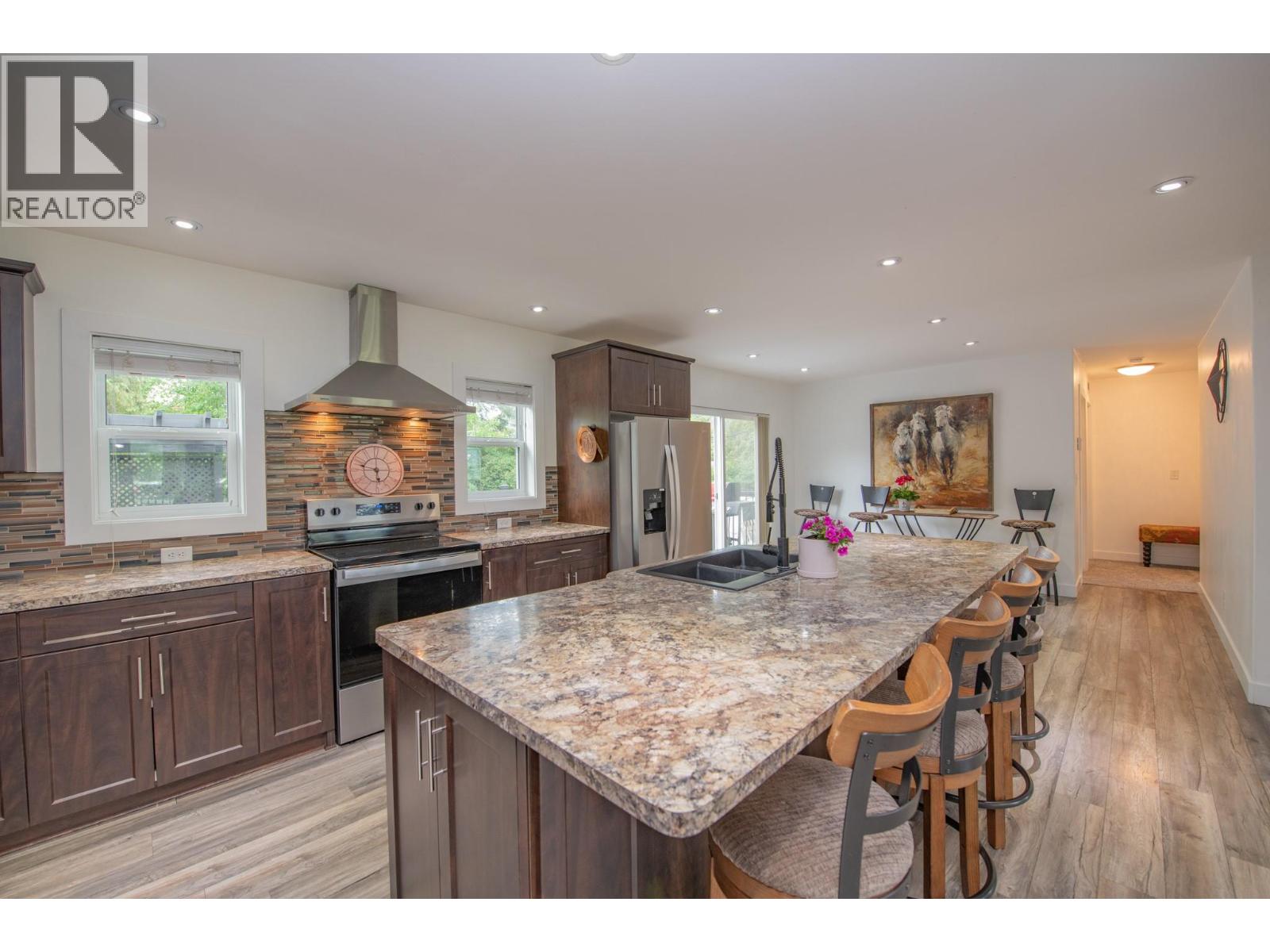 272 Lumby Mabel Lake Road - 13