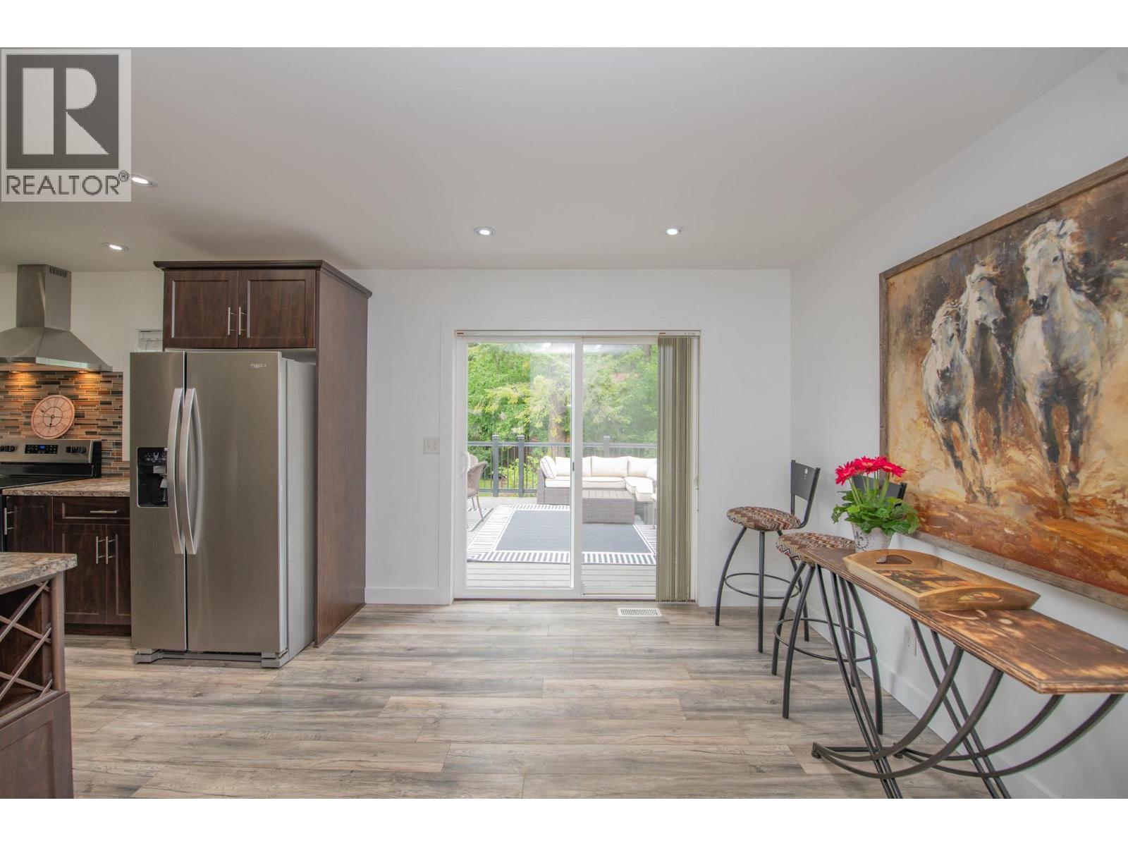 272 Lumby Mabel Lake Road - 25