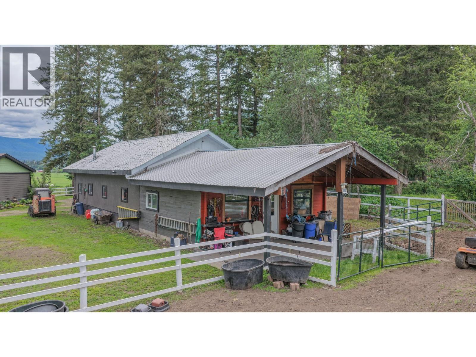 272 Lumby Mabel Lake Road - 62