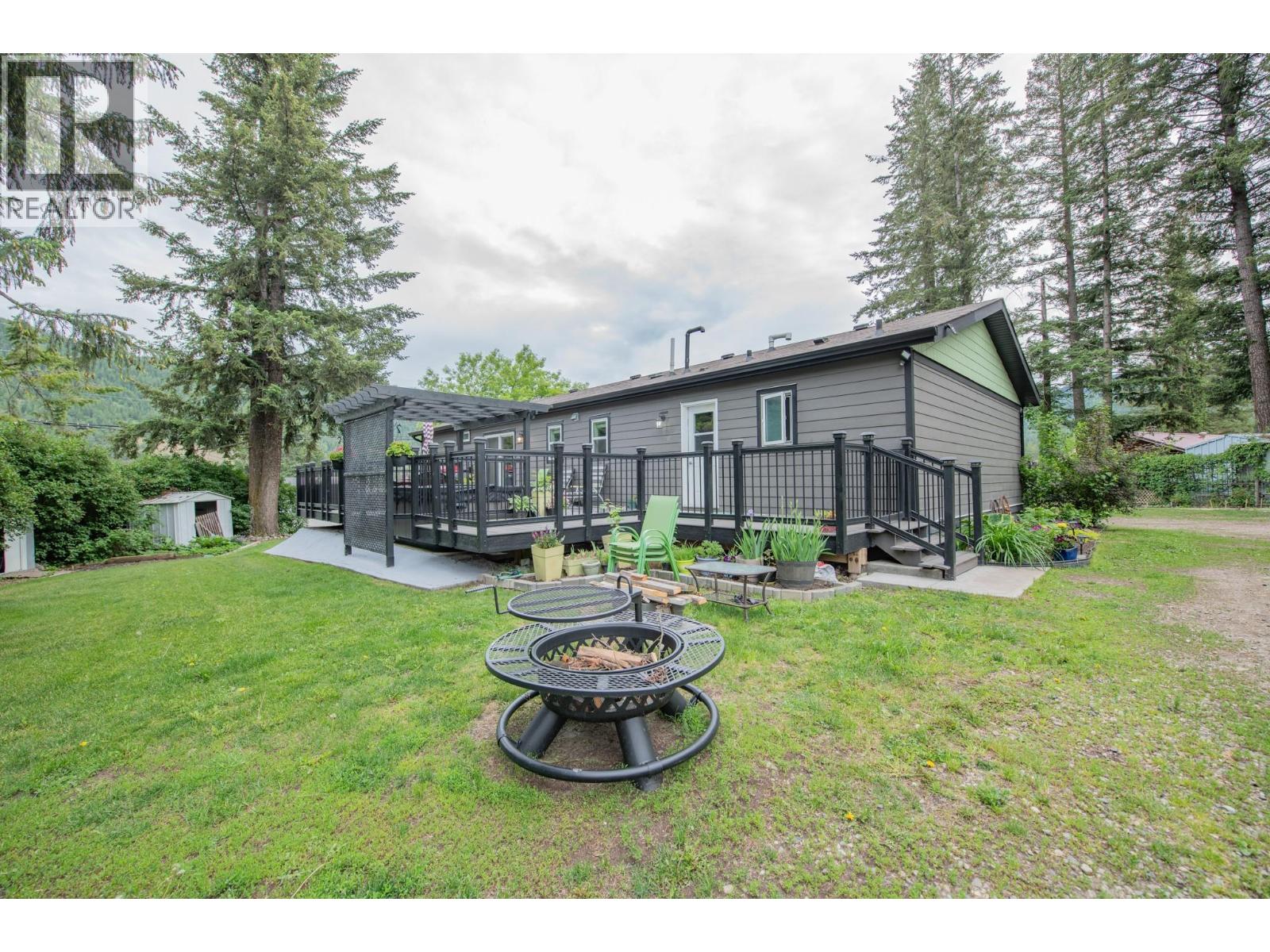 272 Lumby Mabel Lake Road - 9