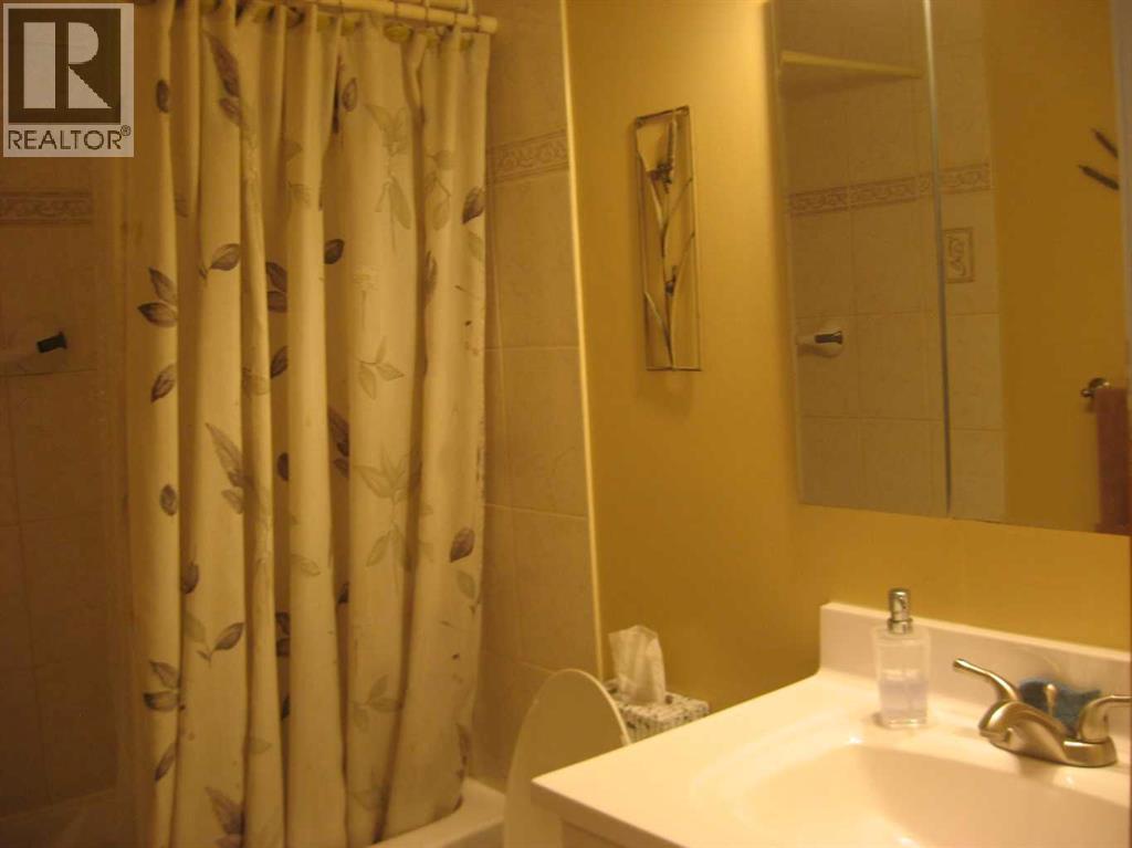 bathroom  4 pce