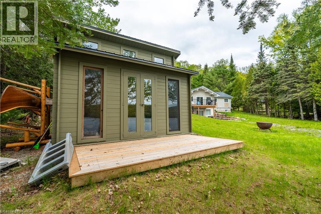 1056 INAWENDAWIN Road - 37