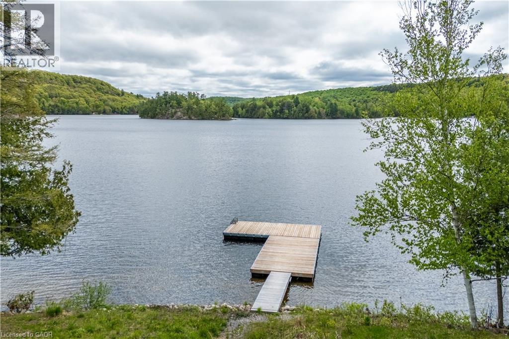 1056 INAWENDAWIN Road - 43