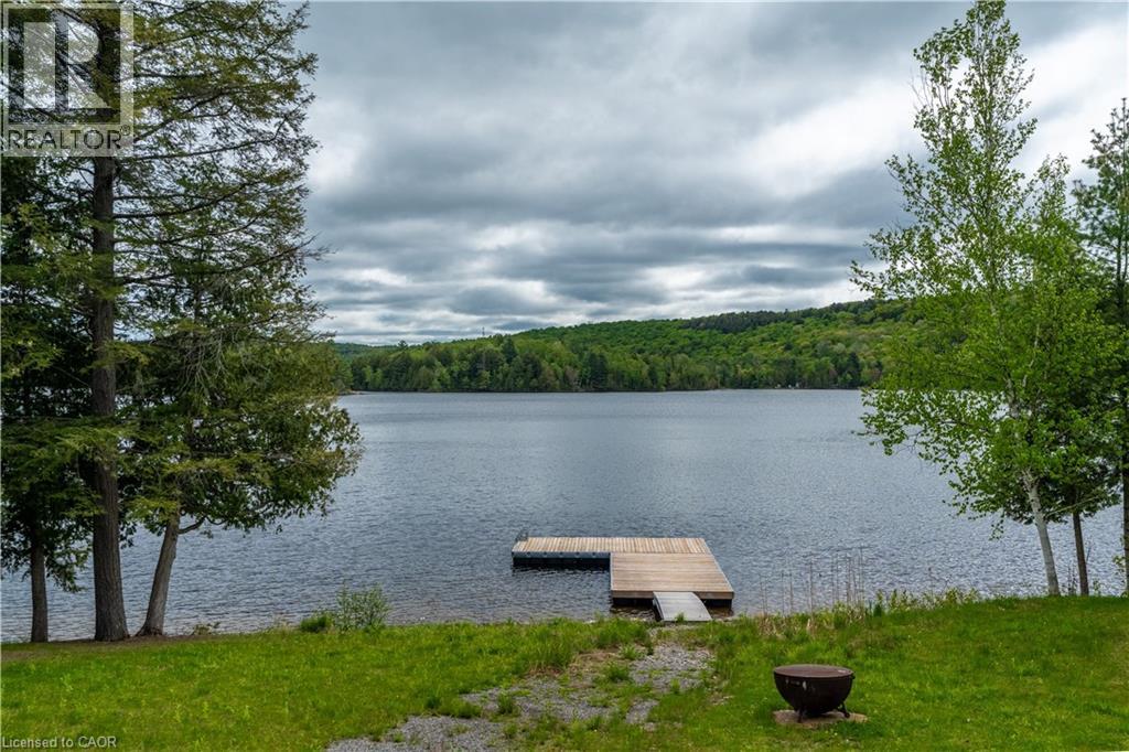 1056 INAWENDAWIN Road - 44