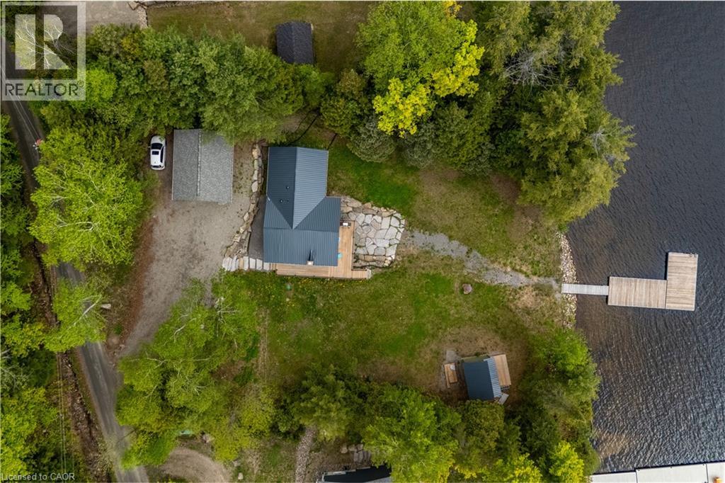 1056 INAWENDAWIN Road - 46
