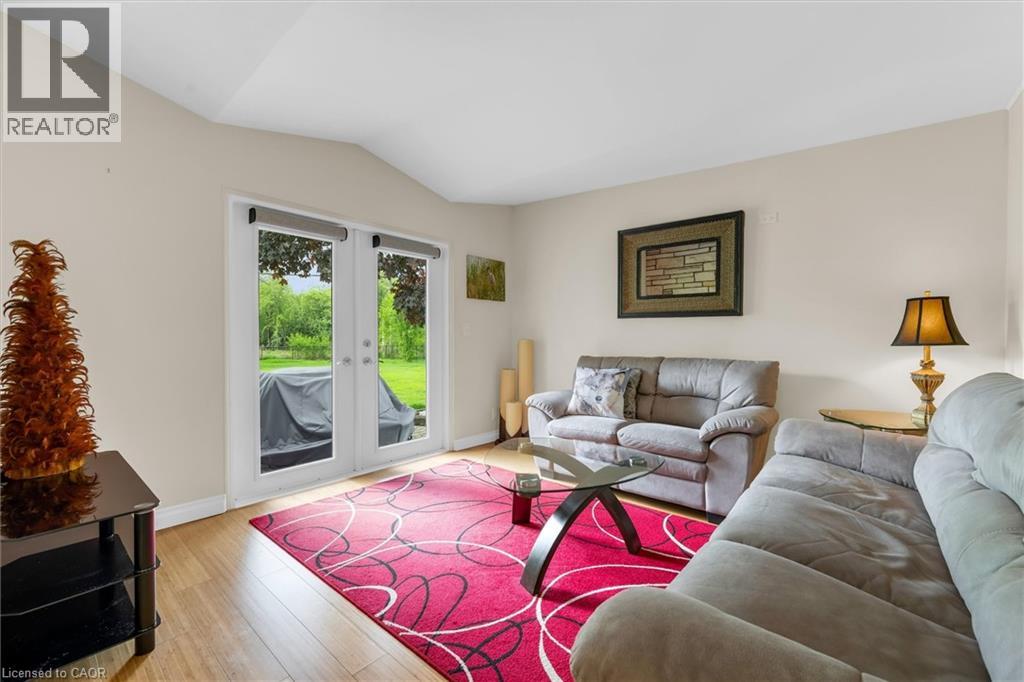 899 NIAGARA Parkway - 16