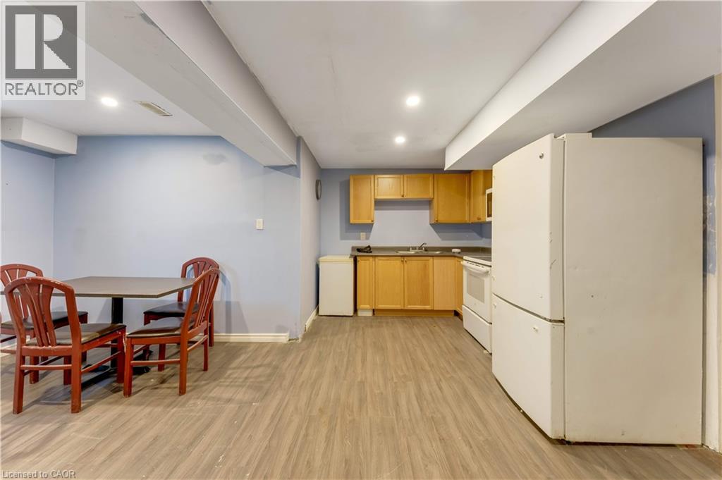 15 COPPER LEAF Street - 31