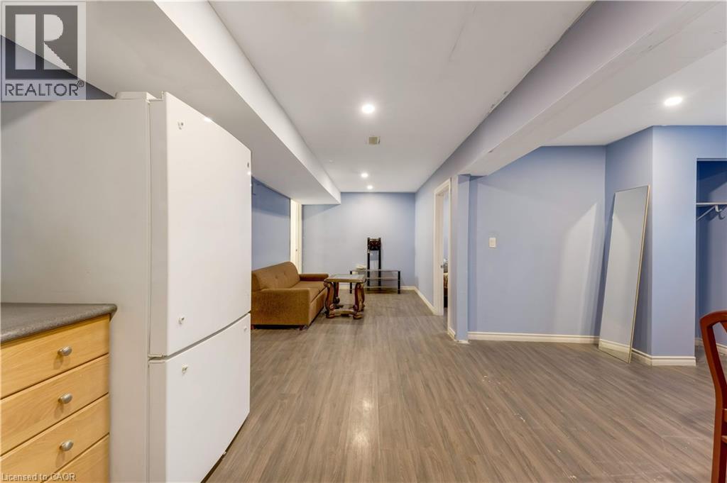 15 COPPER LEAF Street - 34
